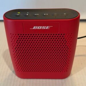 Red Bose Soundlink Bluetooth Speaker with Charger